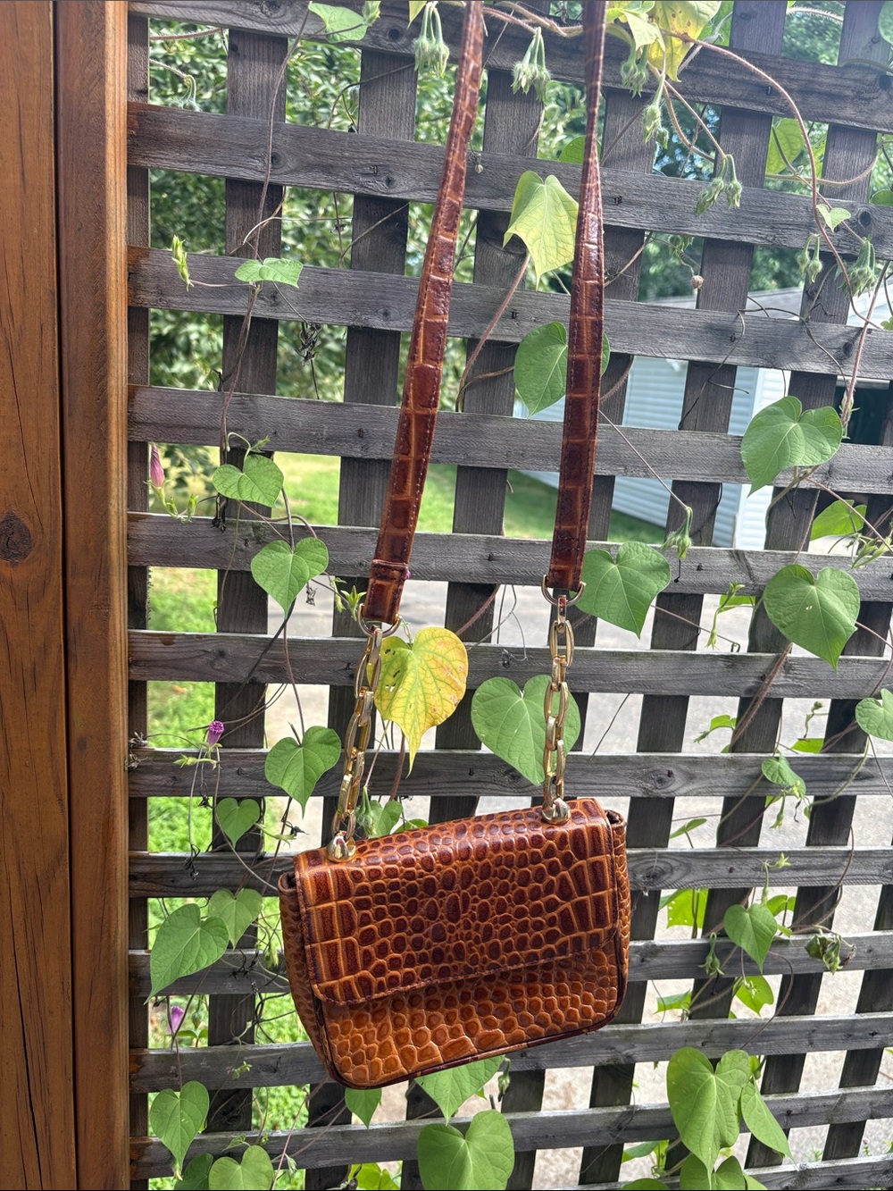Vintage Jones New York crocodile print crossbody bag